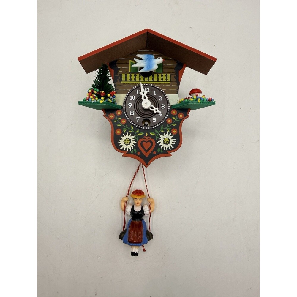 VTG German Black Forest Bavaria Style Windup Mini Cuckoo Swing Clock - READ